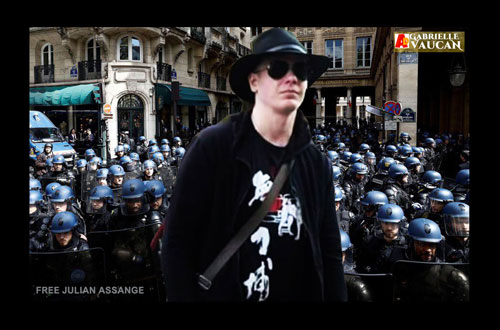 Fiction Julian jeune, dans une manifestation à Paris